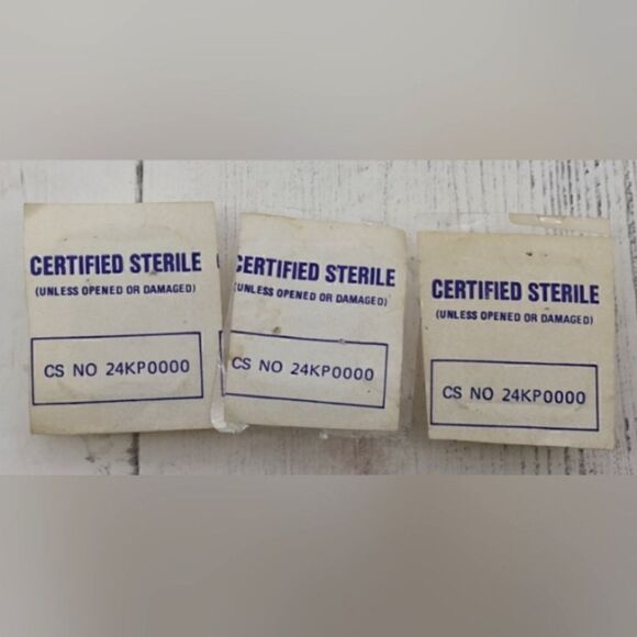 Gold Earrings Pierced Baby   3 sets New Vintage - Picture 5 of 6